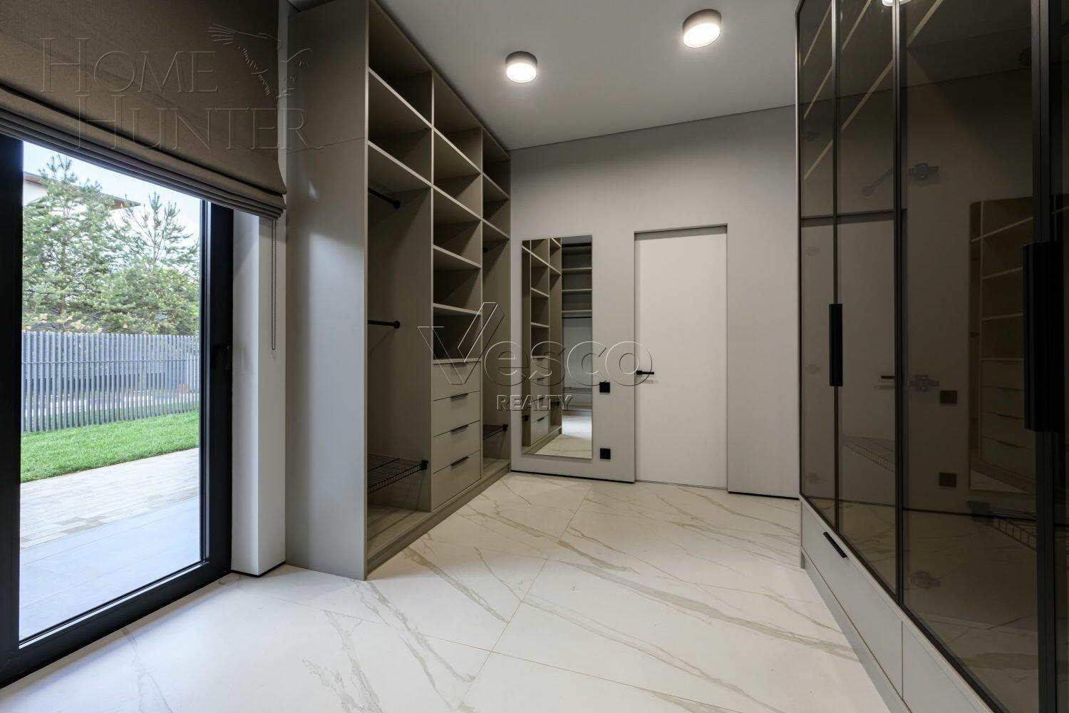 2-этажный коттедж 604 м² с отделкой