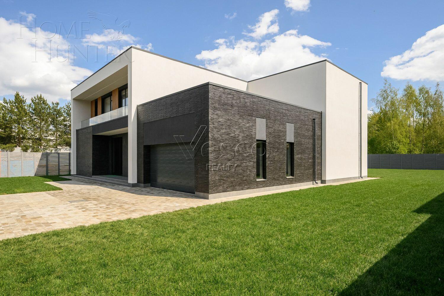 2-этажный коттедж 604 м² с отделкой