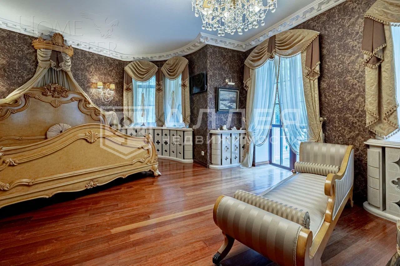 КОТТЕДЖ 800 м² с отделкой