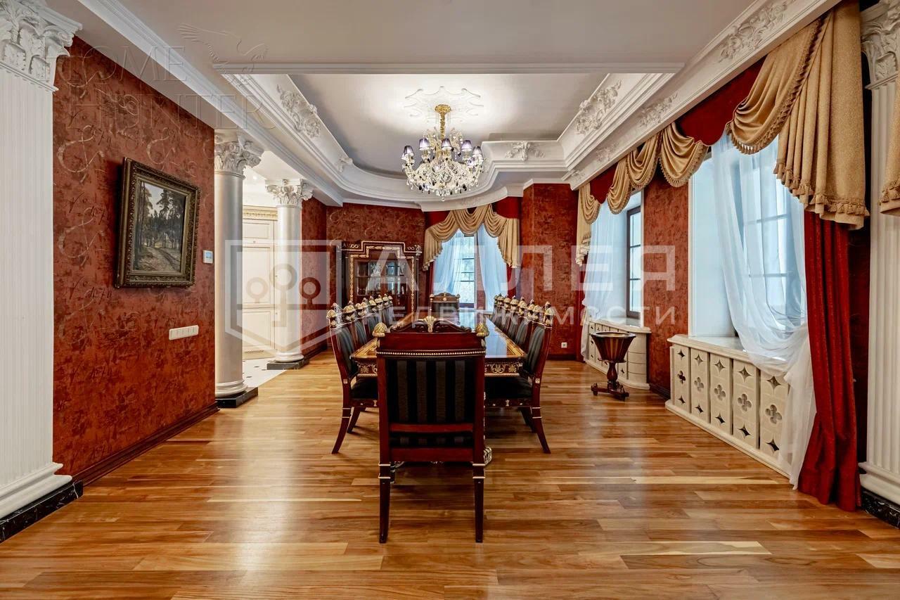 КОТТЕДЖ 800 м² с отделкой