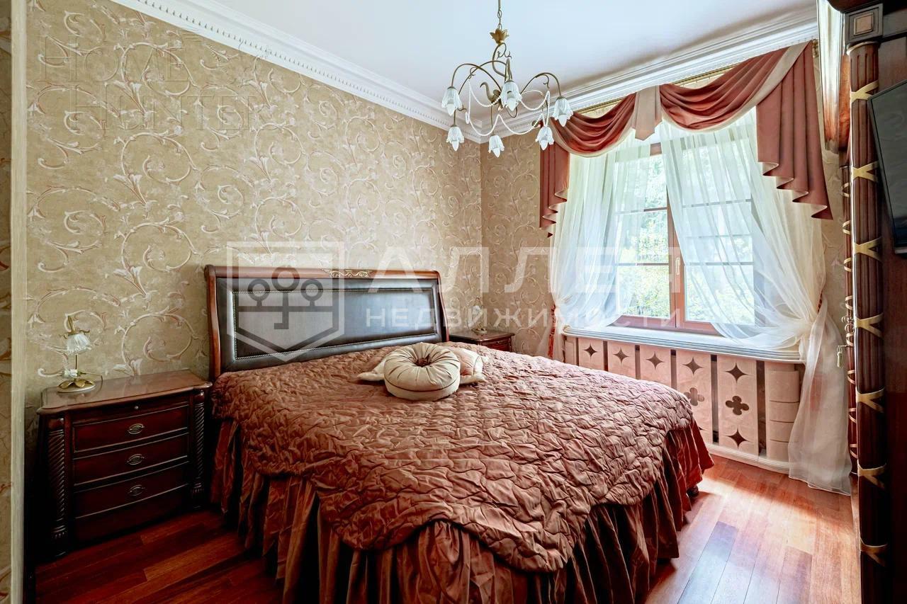 КОТТЕДЖ 800 м² с отделкой