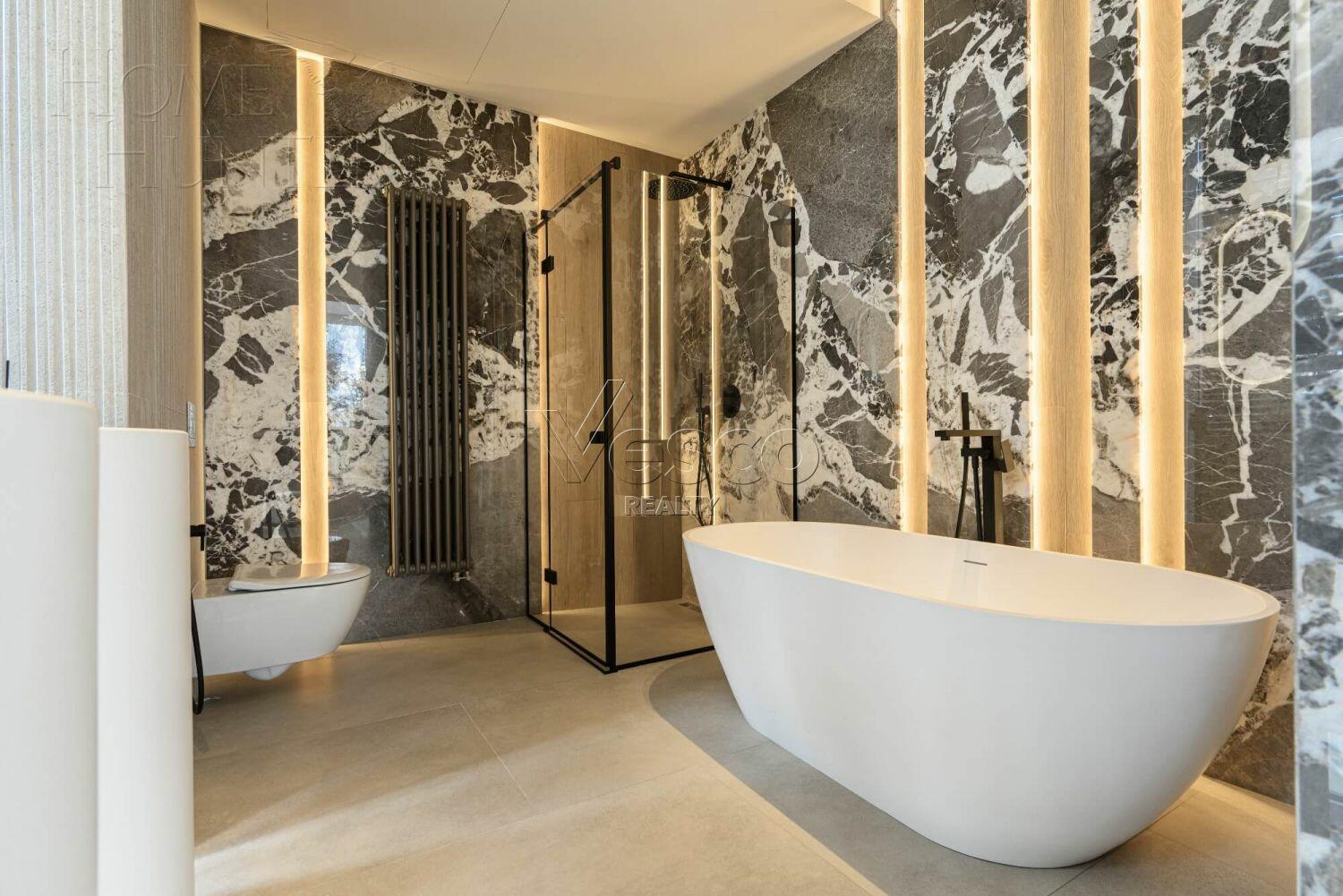 2-этажный коттедж 663 м² с отделкой