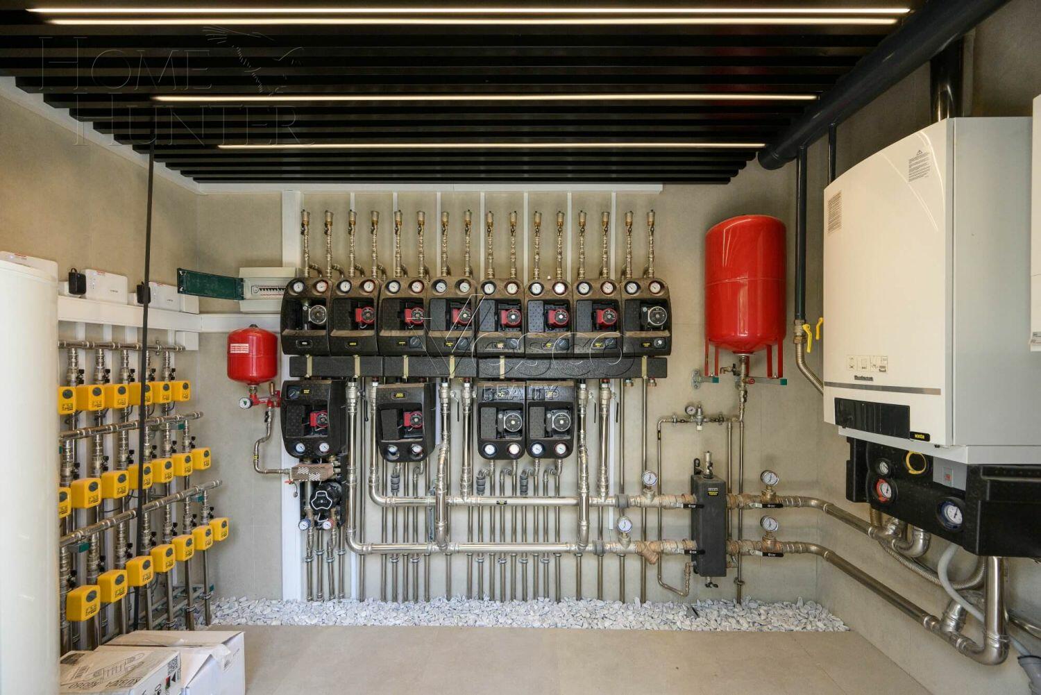 2-этажный коттедж 663 м² с отделкой