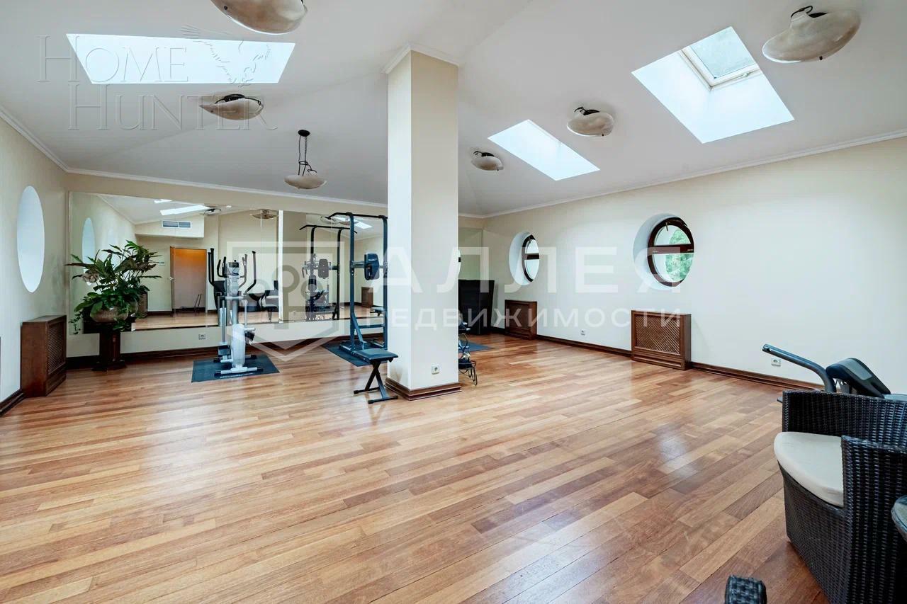 КОТТЕДЖ 800 м² с отделкой