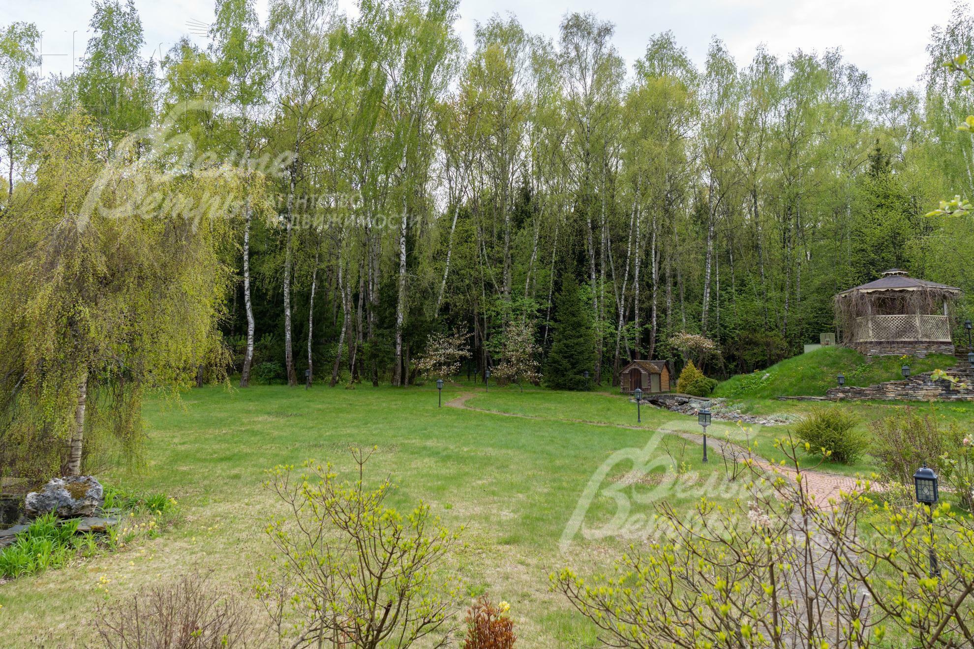 2-этажный коттедж 1 012 м² с отделкой