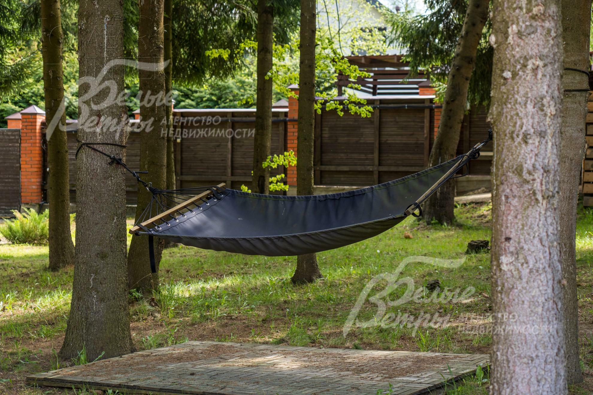 2-этажный коттедж 200 м² с отделкой