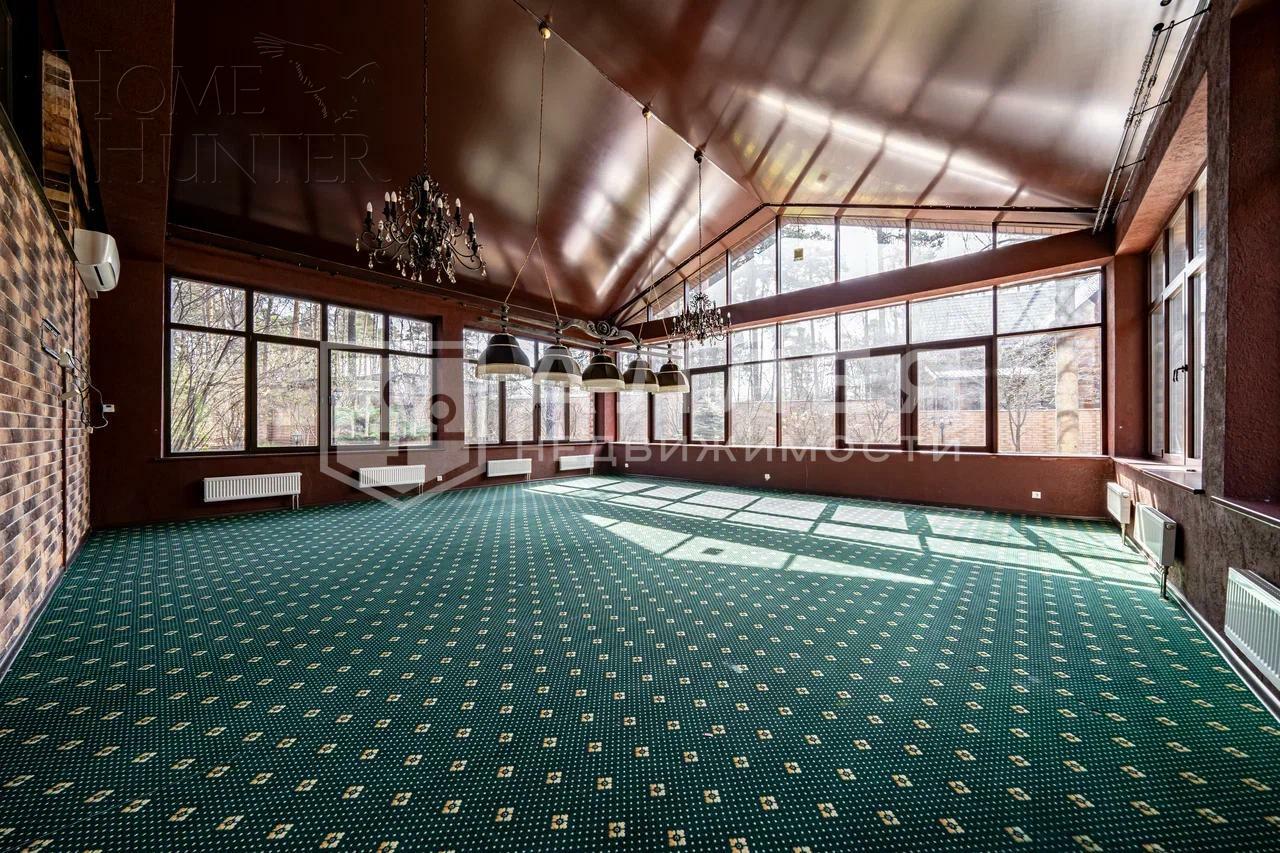 2-этажный коттедж 650 м² с отделкой