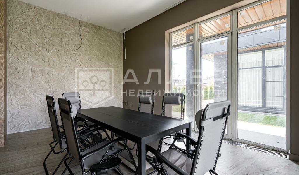 2-этажный коттедж 570 м² с отделкой