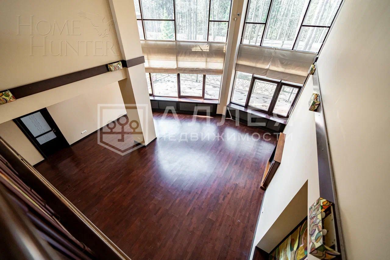 2-этажный коттедж 650 м² с отделкой