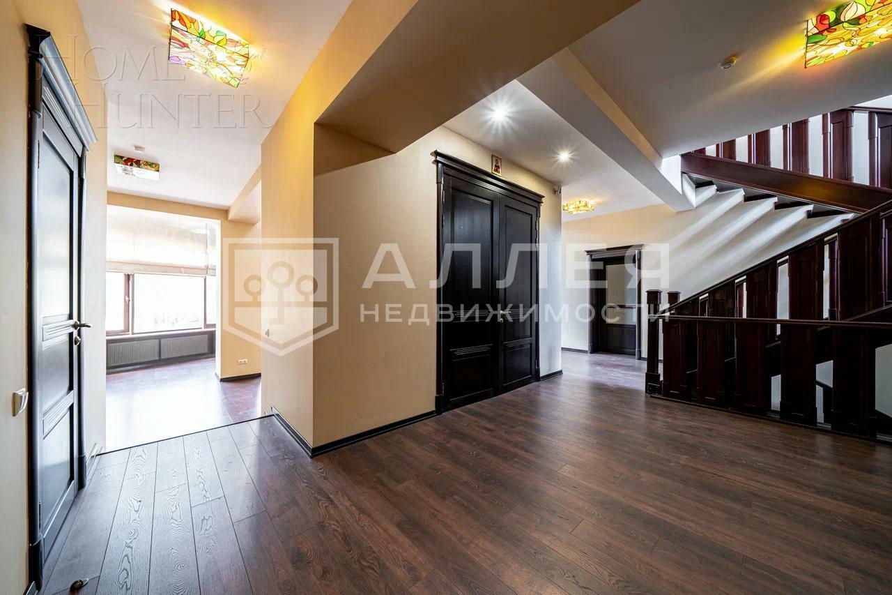 2-этажный коттедж 650 м² с отделкой