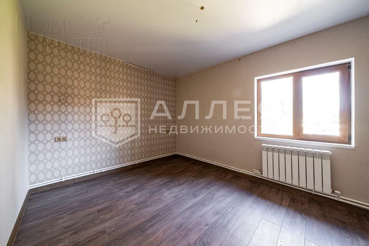 2-этажный коттедж 650 м² с отделкой