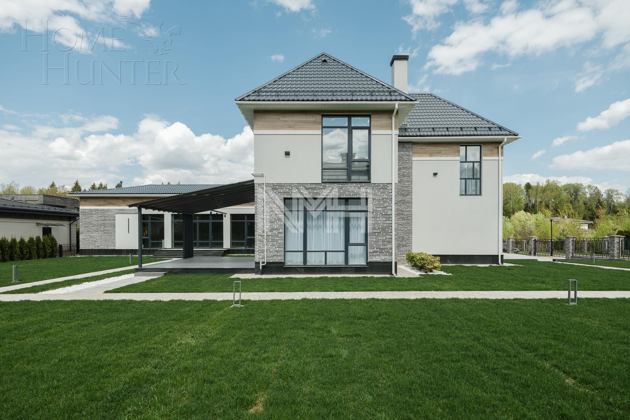 2-этажный коттедж 600 м² с отделкой
