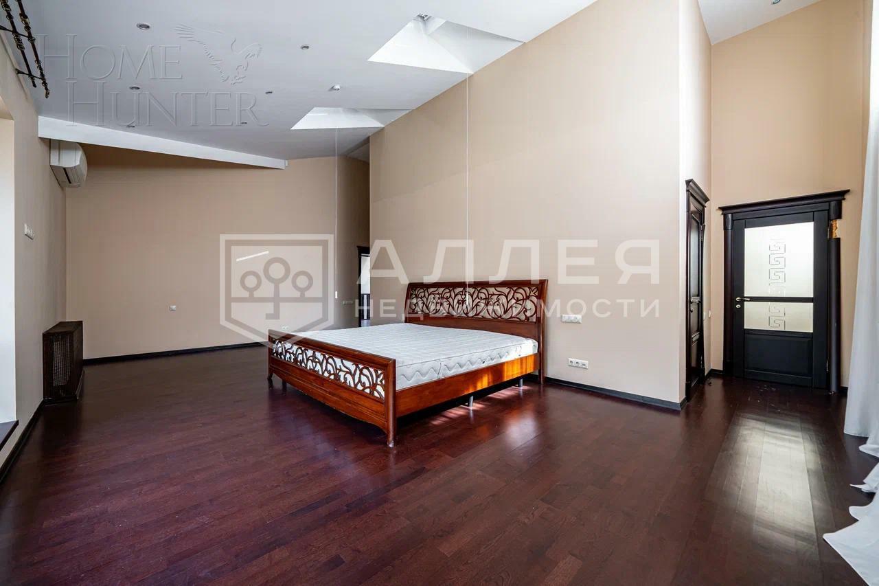 2-этажный коттедж 650 м² с отделкой