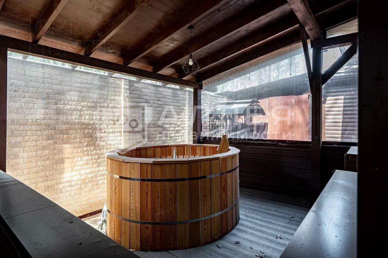 2-этажный коттедж 650 м² с отделкой