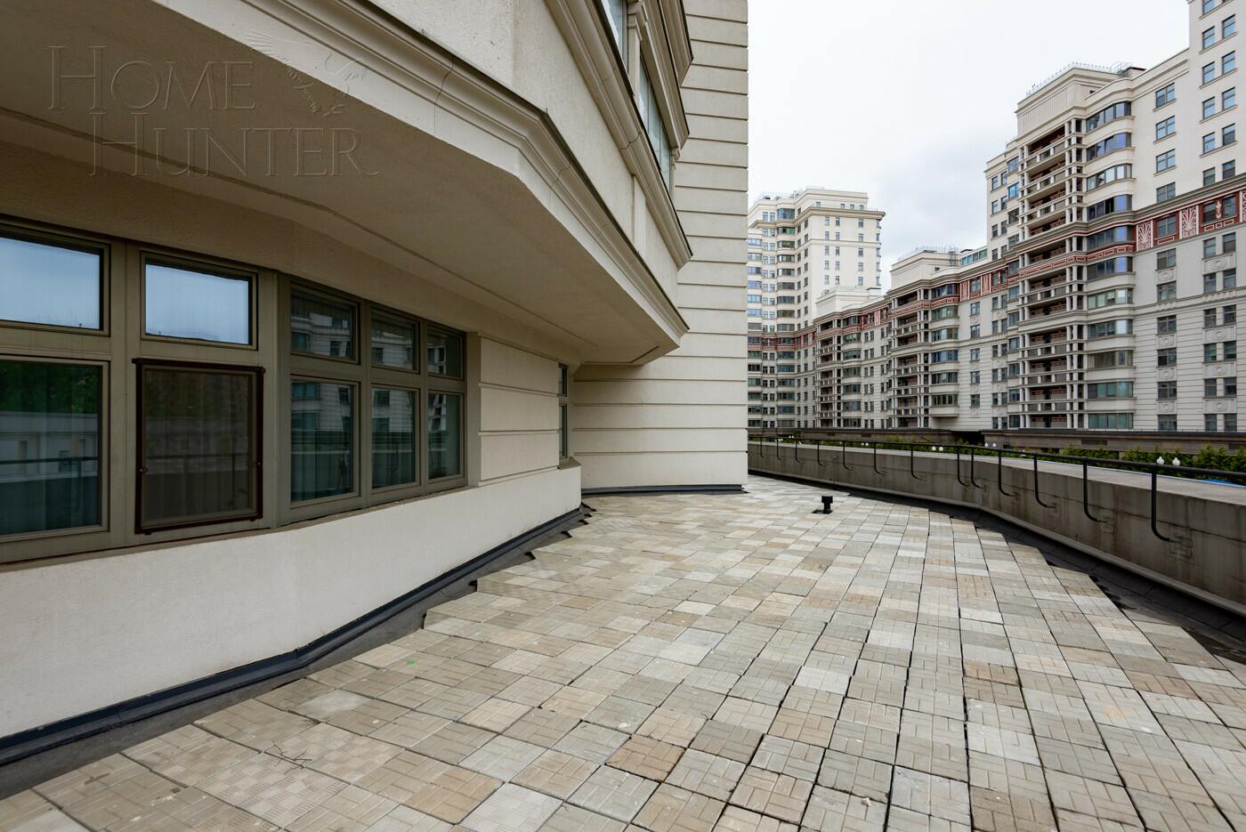 5-КОМН. КВАРТИРА С ОТДЕЛКОЙ 188.5 М² НА 2 ЭТАЖЕ