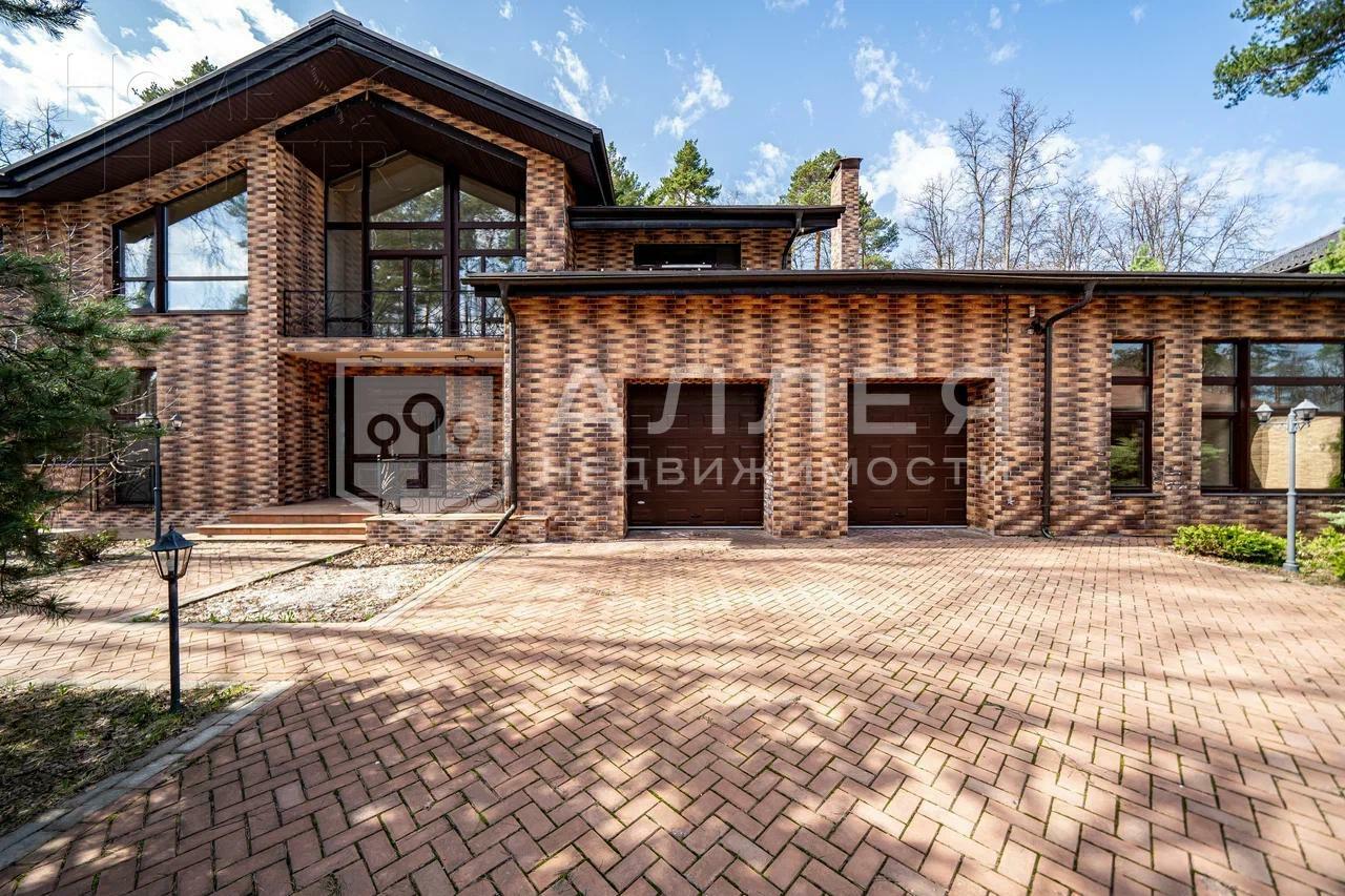 2-этажный коттедж 650 м² с отделкой