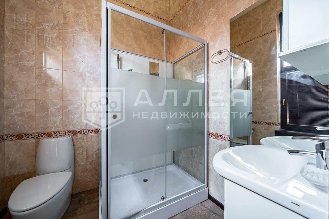 2-этажный коттедж 650 м² с отделкой