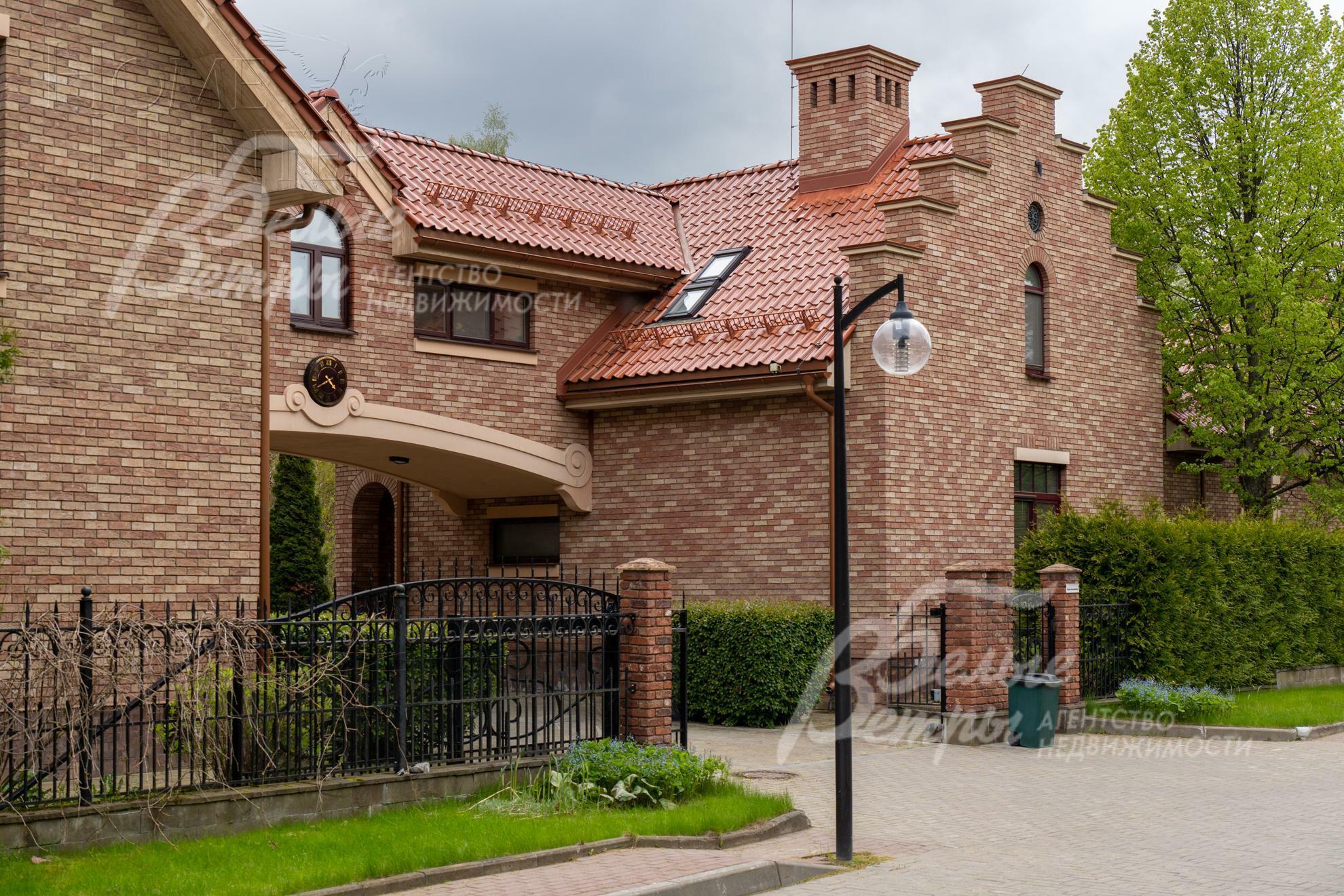 2-этажный коттедж 1 012 м² с отделкой