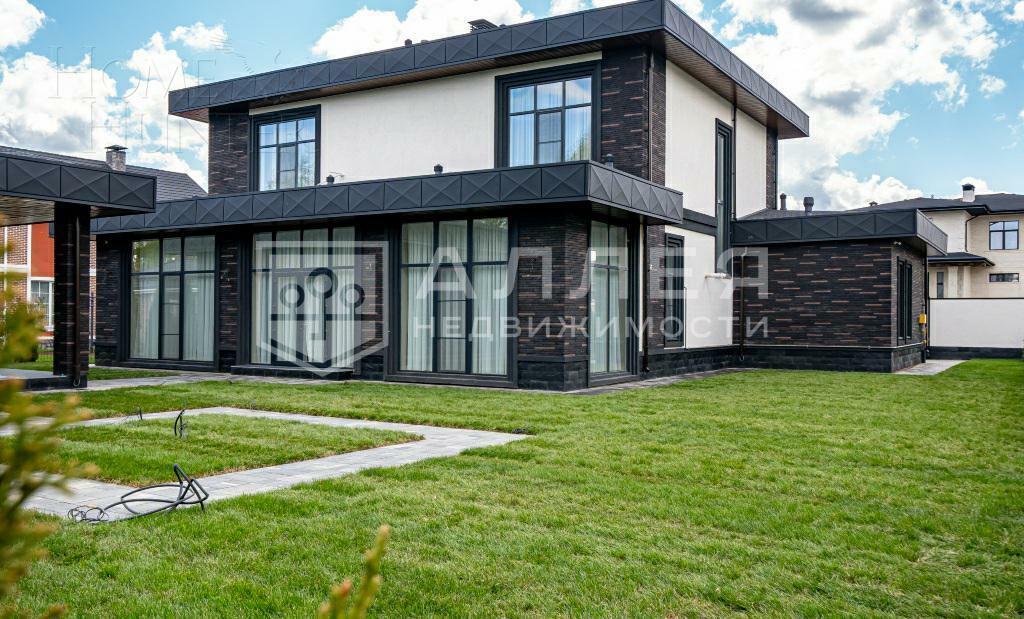 2-этажный коттедж 570 м² с отделкой