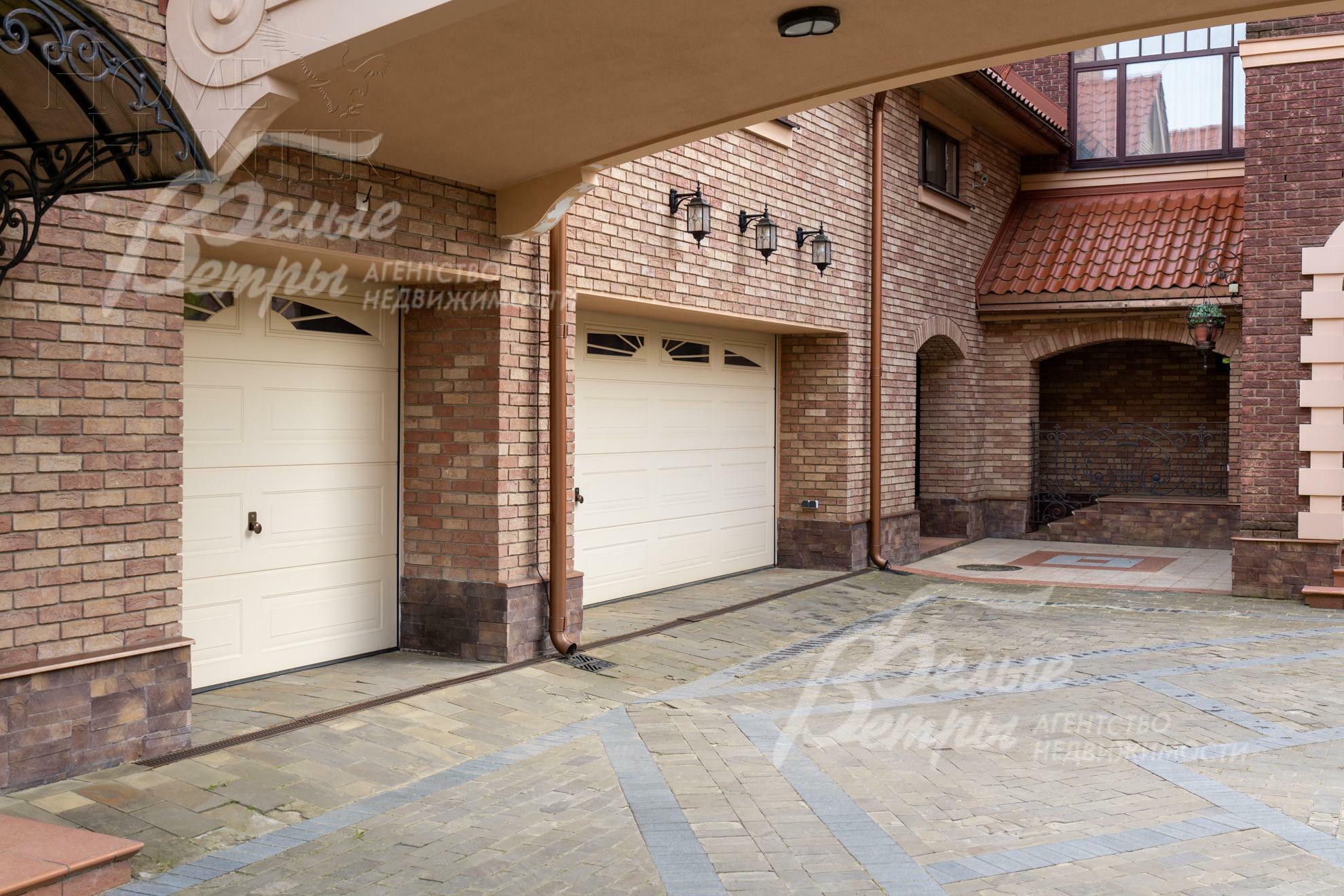 2-этажный коттедж 1 012 м² с отделкой