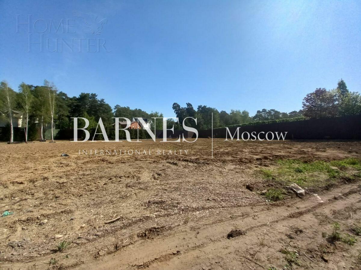 Участок 62.63 сот. в охраняемом поселке