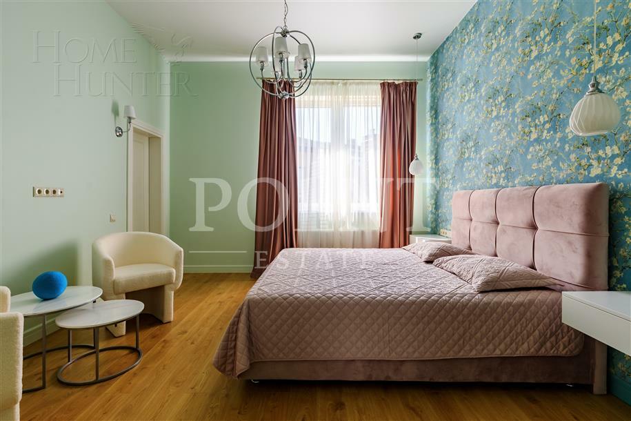 3-этажный таунхаус 480 м² с отделкой