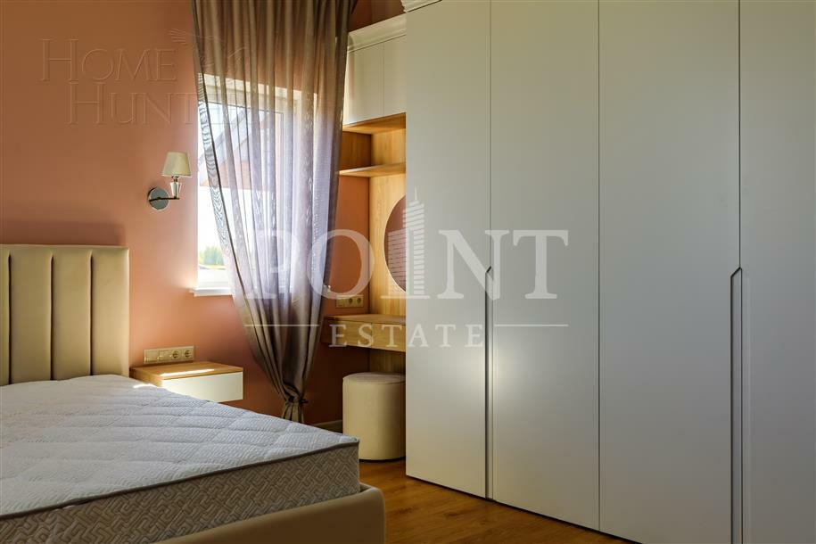 3-этажный таунхаус 480 м² с отделкой