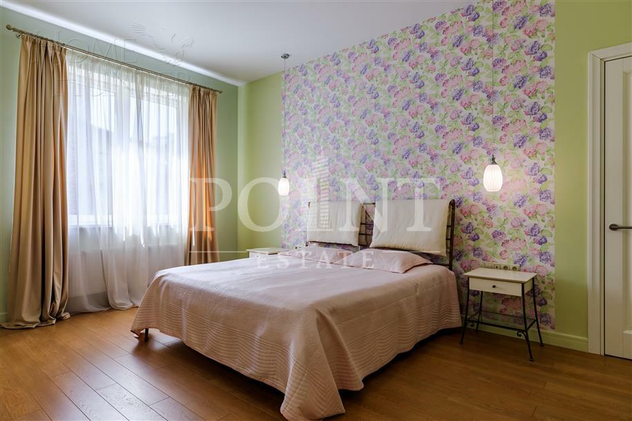 3-этажный таунхаус 480 м² с отделкой