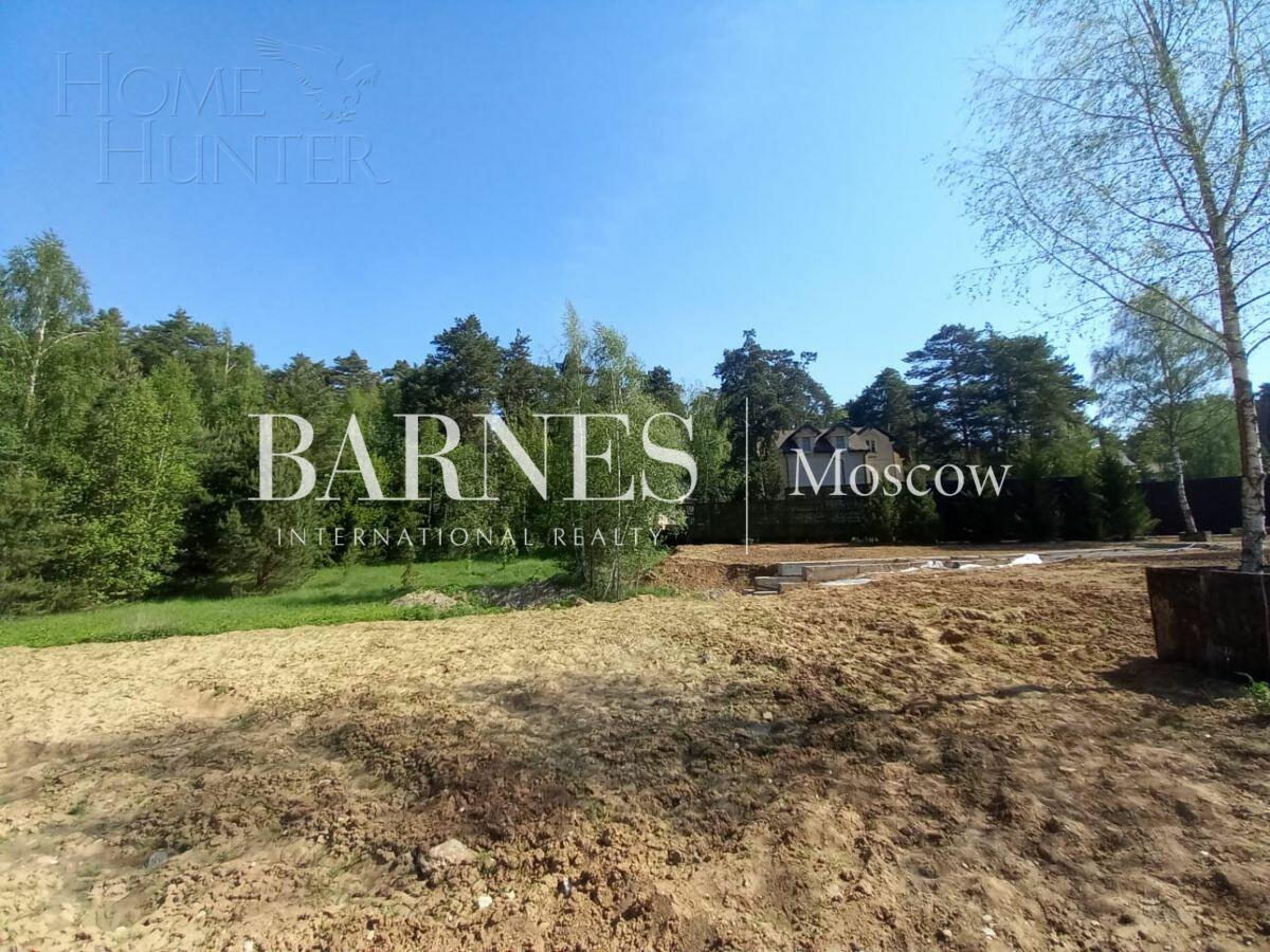 Участок 62.63 сот. в охраняемом поселке