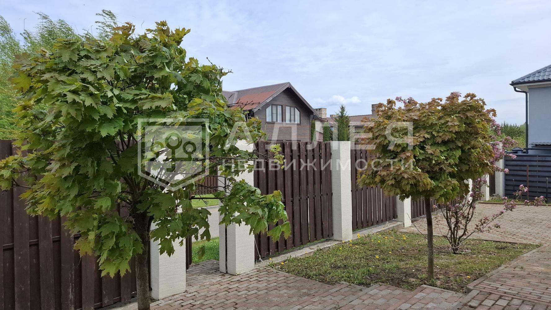 2-этажный коттедж 300 м² без отделки