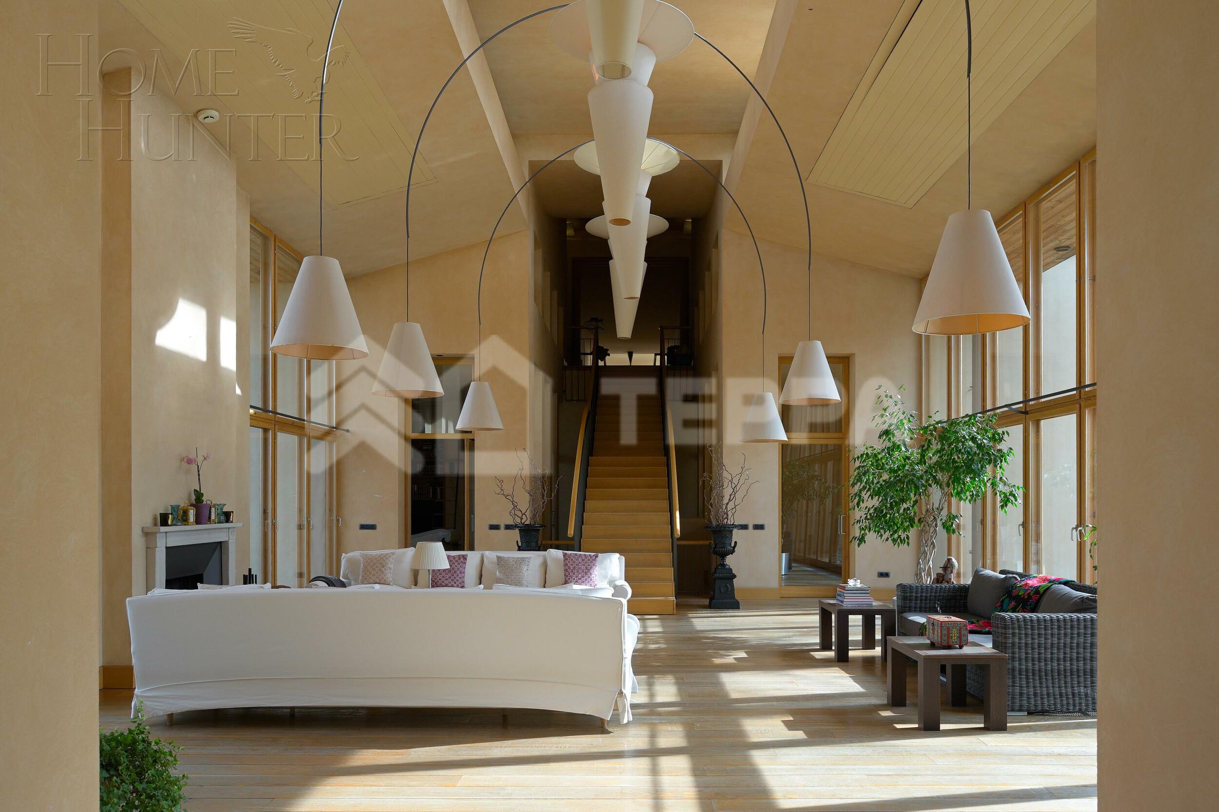 2-этажный коттедж 750 м² с отделкой