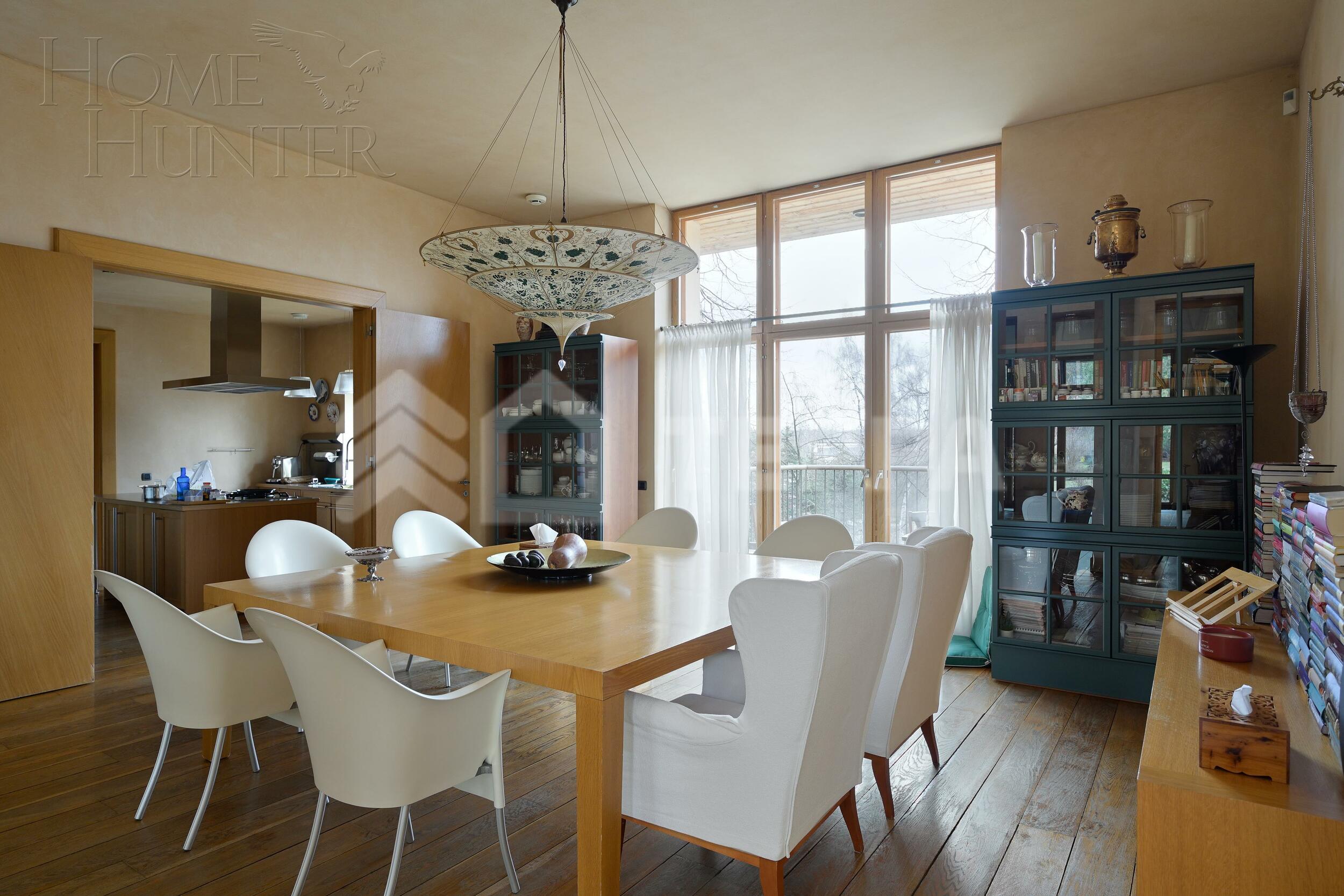 2-этажный коттедж 750 м² с отделкой