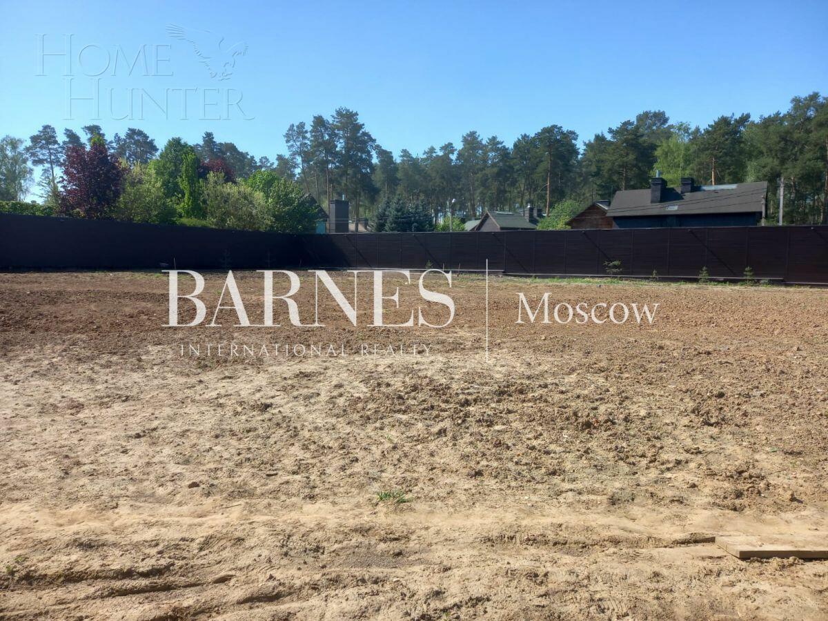 Участок 62.63 сот. в охраняемом поселке