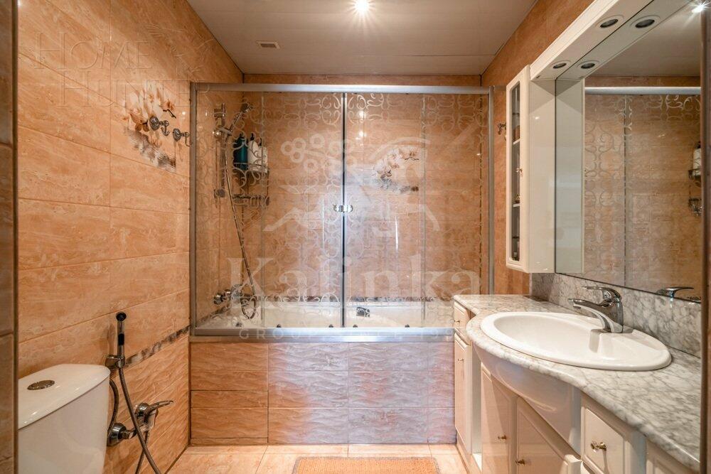 3-этажный коттедж 580 м² с отделкой