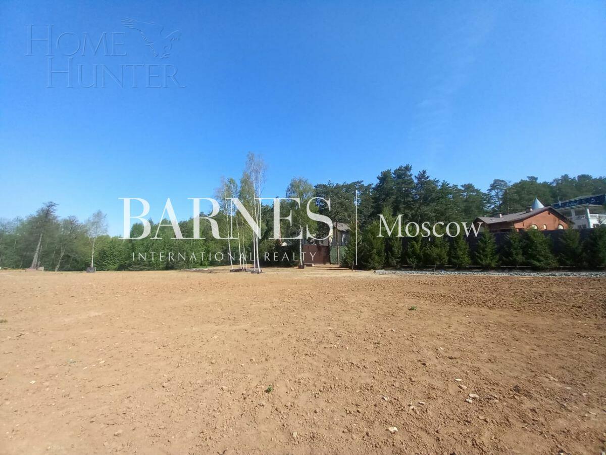 Участок 62.63 сот. в охраняемом поселке