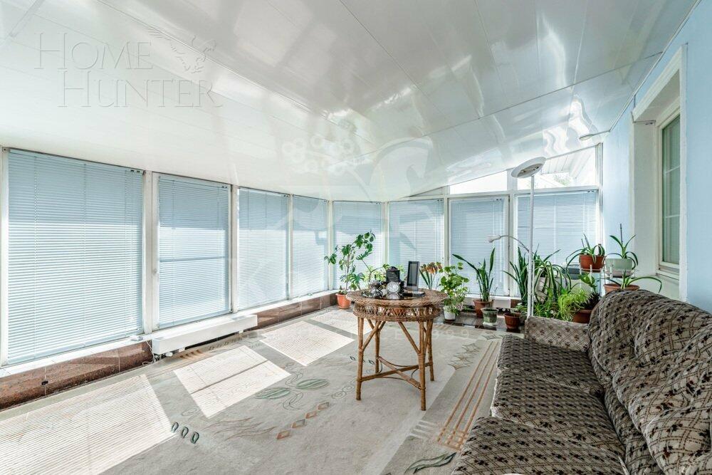3-этажный коттедж 580 м² с отделкой