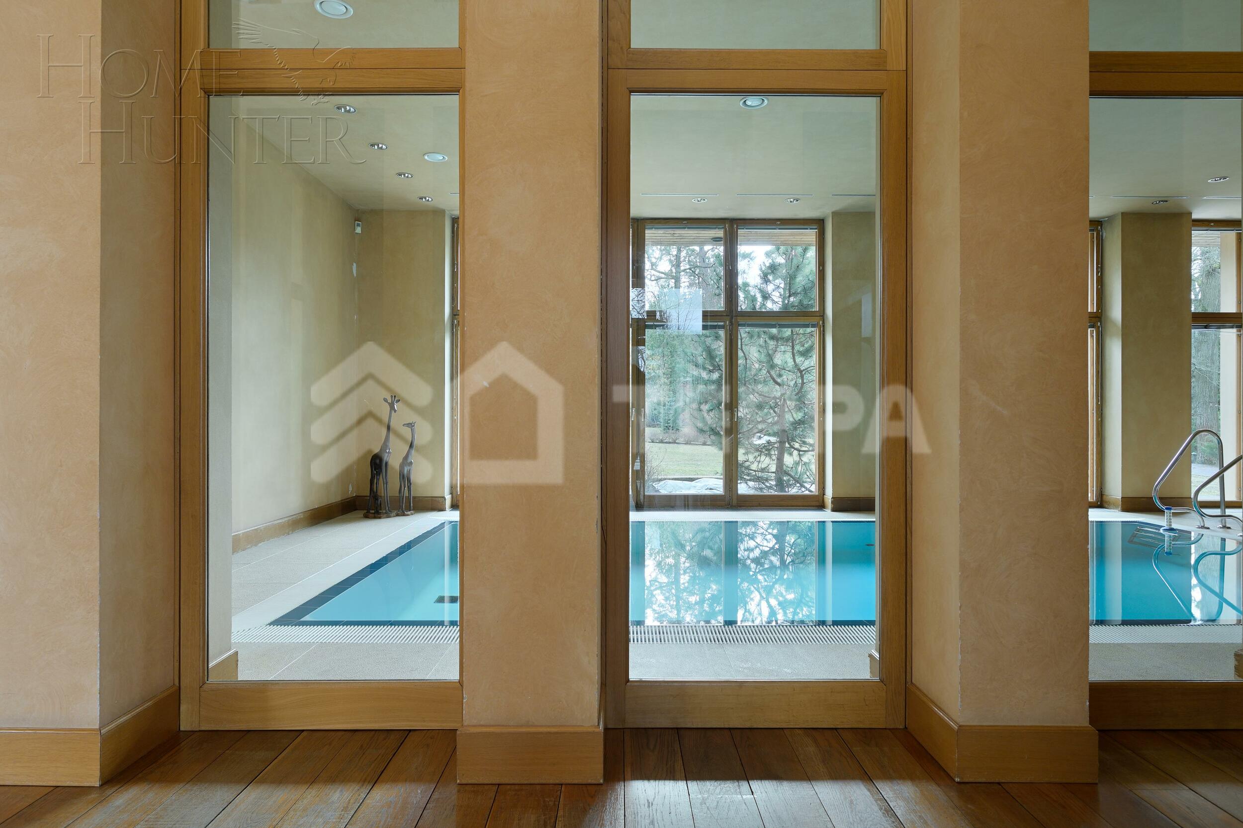 2-этажный коттедж 750 м² с отделкой