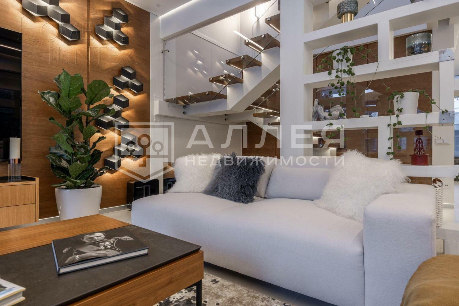 2-этажный коттедж 240 м² с отделкой