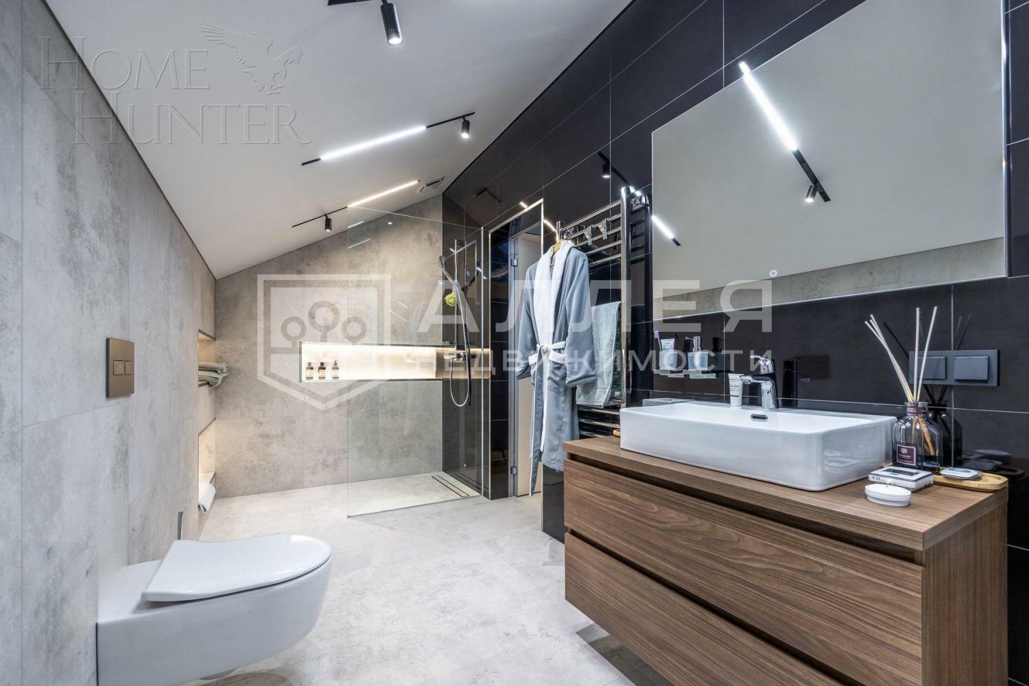 2-этажный коттедж 240 м² с отделкой