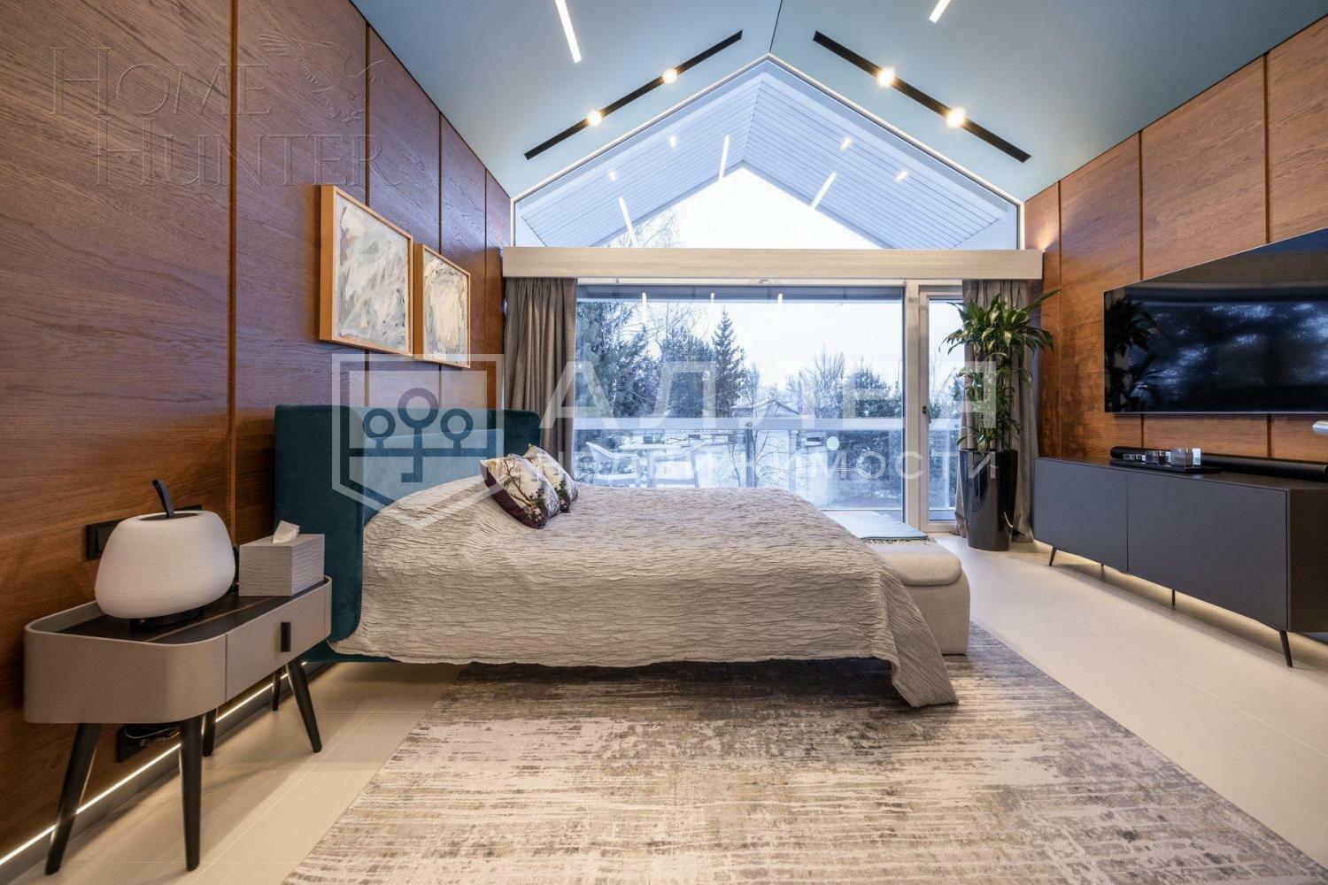 2-этажный коттедж 240 м² с отделкой