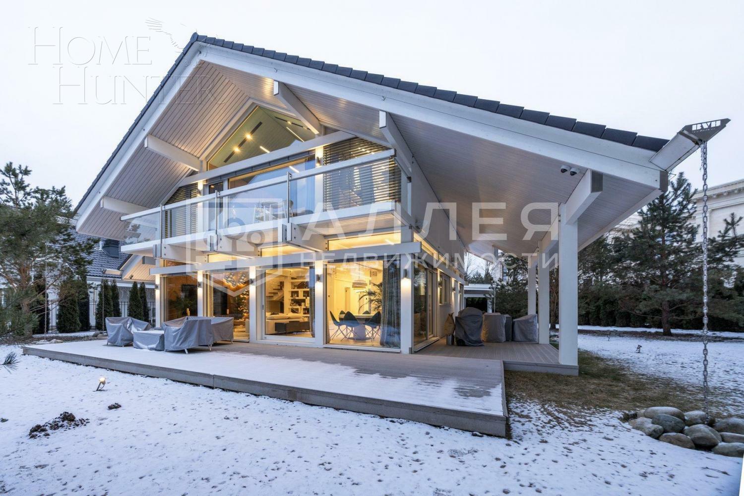 2-этажный коттедж 240 м² с отделкой