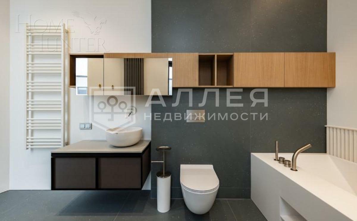 2-этажный коттедж 830 м² с отделкой