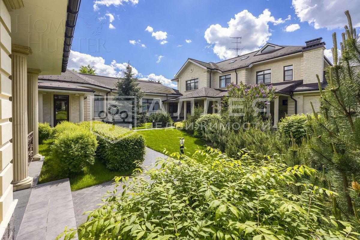 2-этажный коттедж 990 м² с отделкой