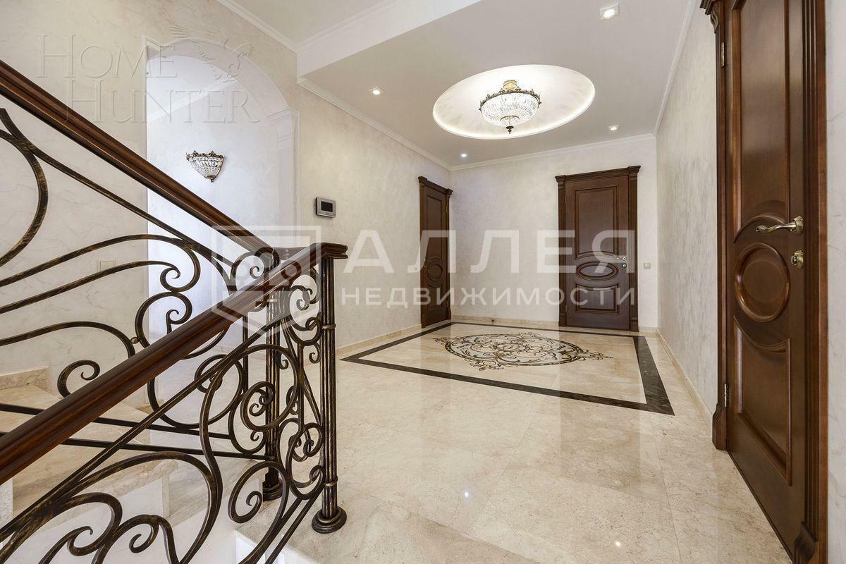 2-этажный коттедж 990 м² с отделкой