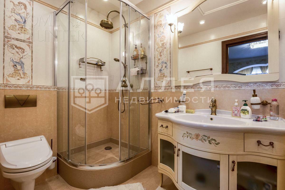 2-этажный коттедж 990 м² с отделкой