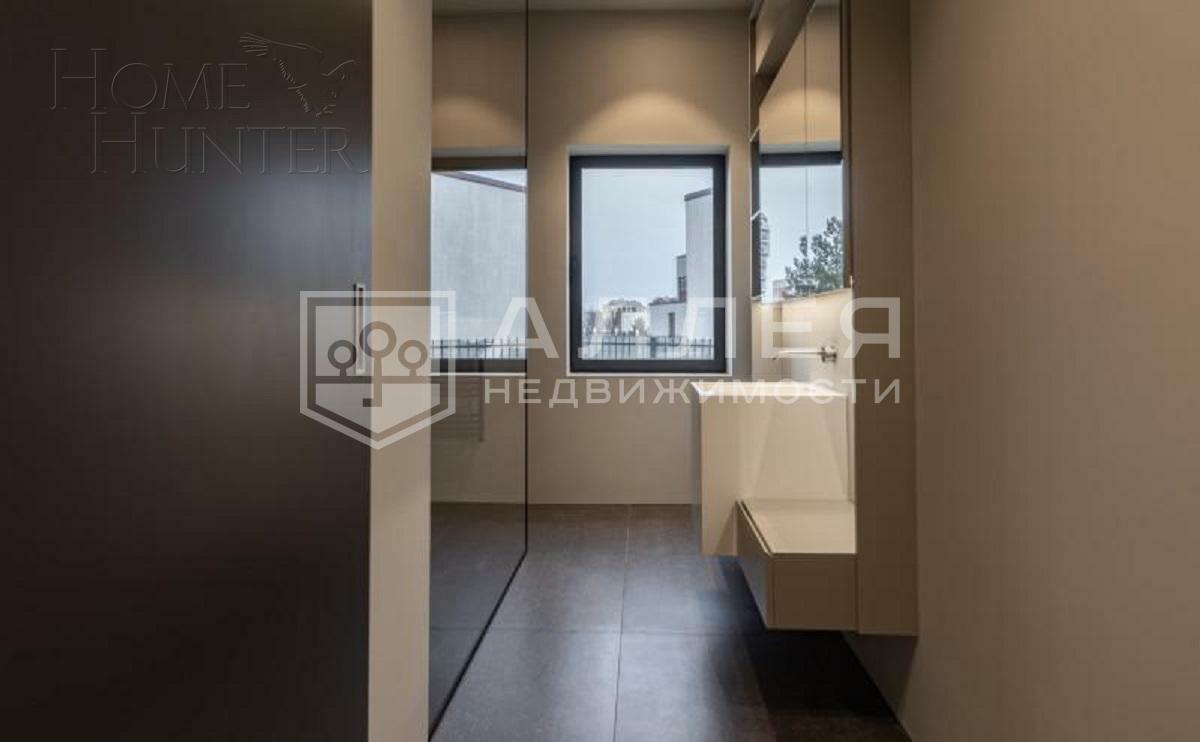 2-этажный коттедж 830 м² с отделкой