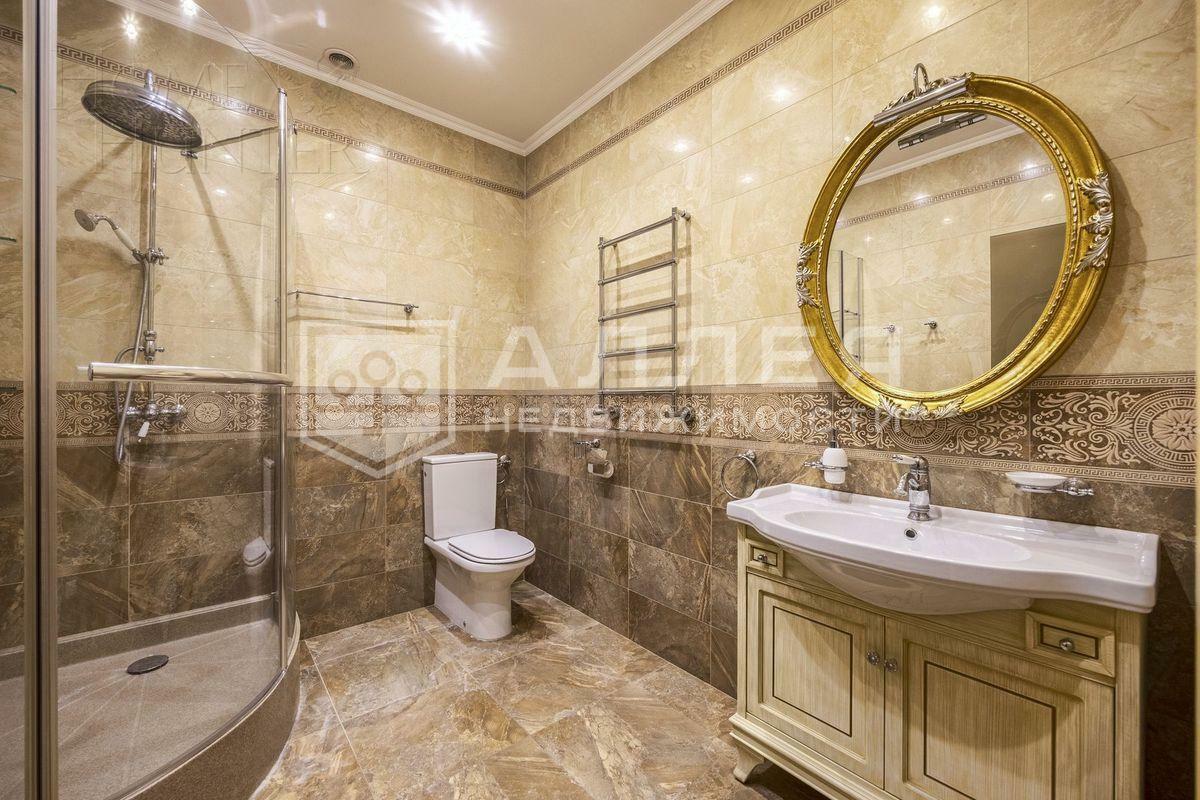 2-этажный коттедж 990 м² с отделкой