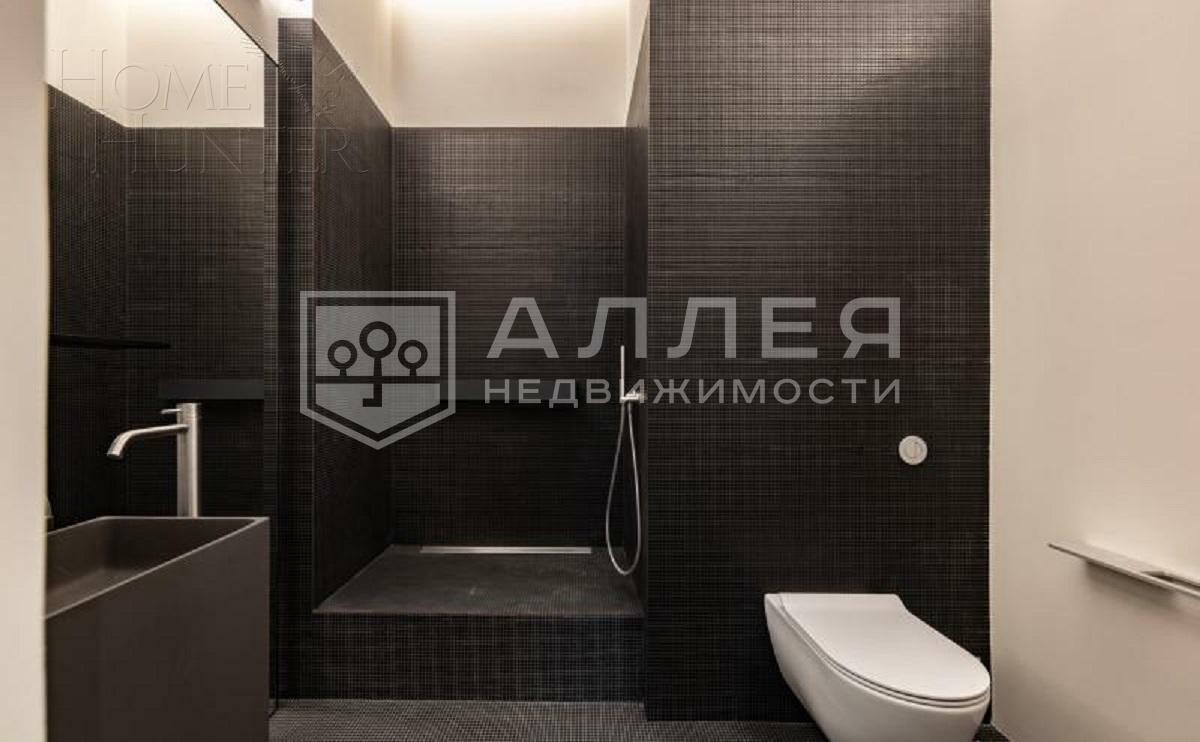 2-этажный коттедж 830 м² с отделкой