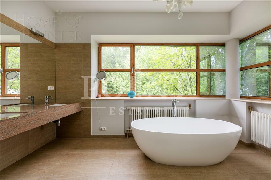 2-этажный коттедж 650 м² с отделкой