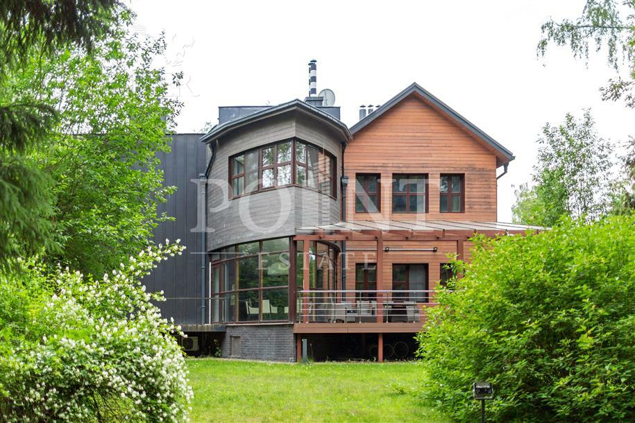 2-этажный коттедж 650 м² с отделкой